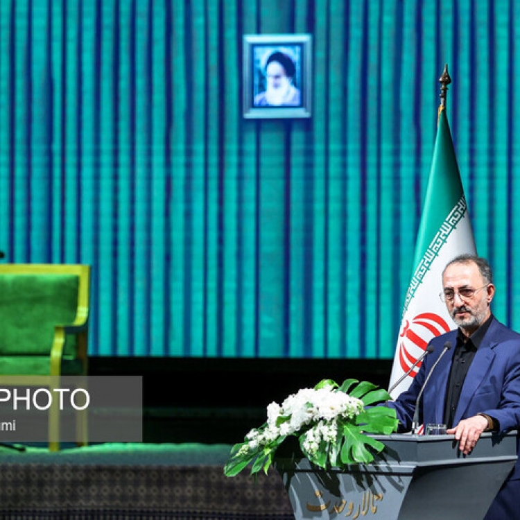سخنرانی محمد اسحاقی درباره پیشرفت علمی کشور